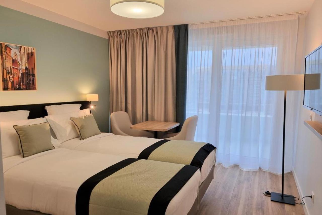 Residhome Aeroport 3* Nizza